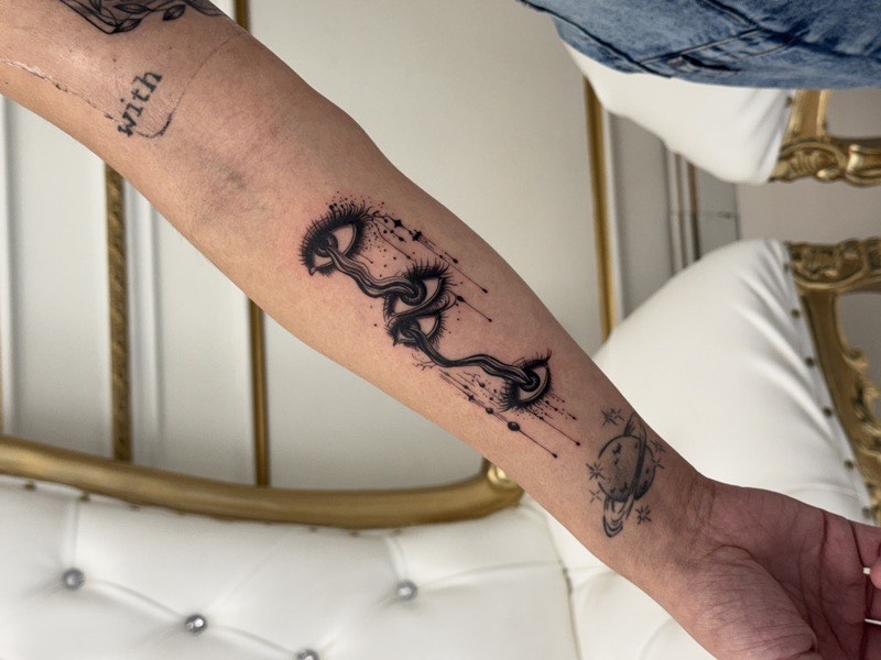 Blackwork tattoo — large-scale solid with negative space