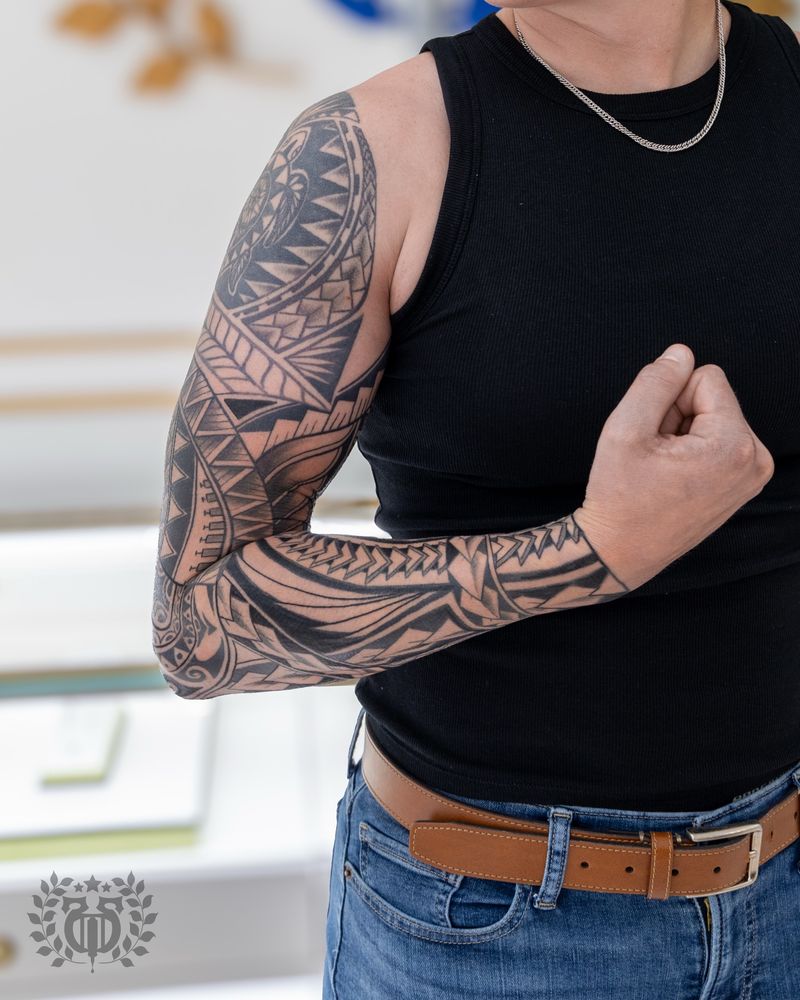 Swallow — Apollo Studio Los Angeles