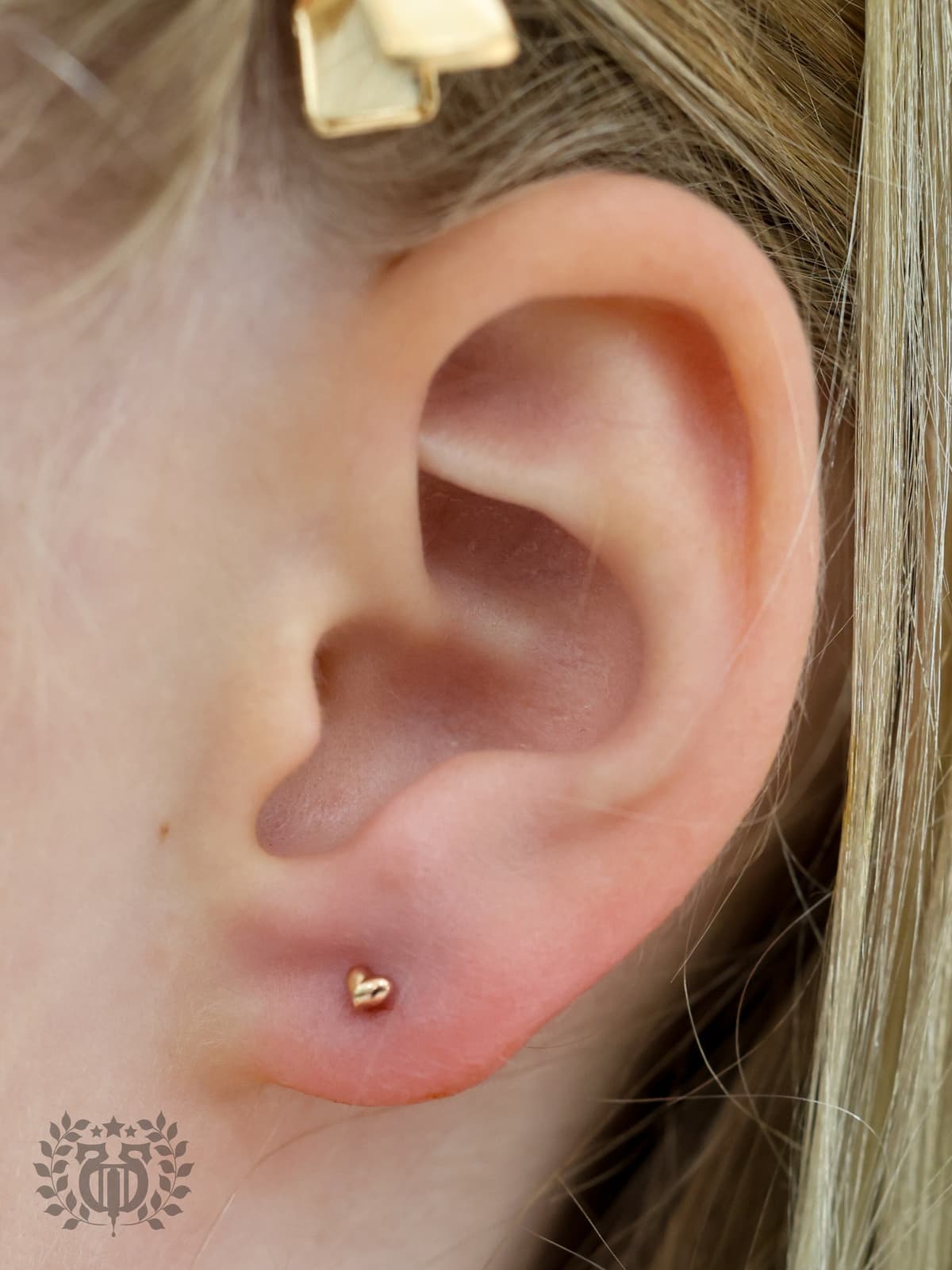 Kids ear piercing at Apollo Studio Los Angeles